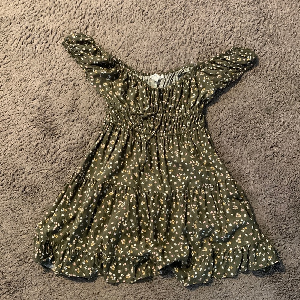 im selling this dress, because i just don't wear it often enough.